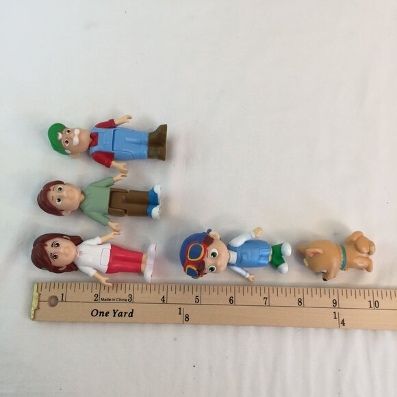Cocomelon Toy Figures Lot Posable TomTom Mom Dad Grandpa Bingo Dog Cake Toppers - Picture 14 of 15